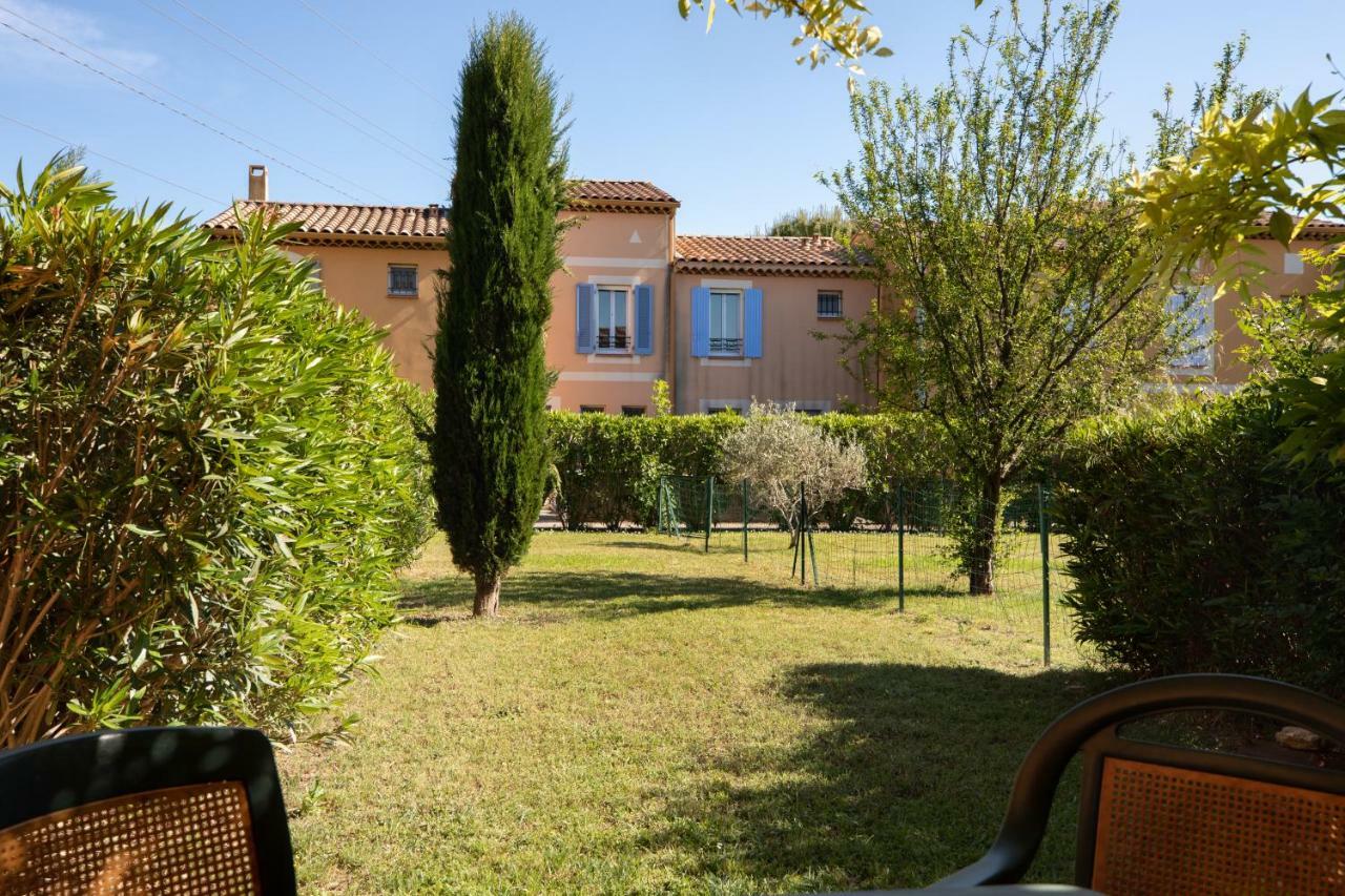 SOWELL RESIDENCES Les Mazets Arles Kültér fotó